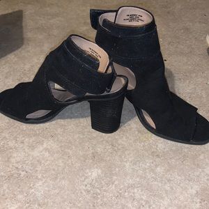 Madeline sandal pumps